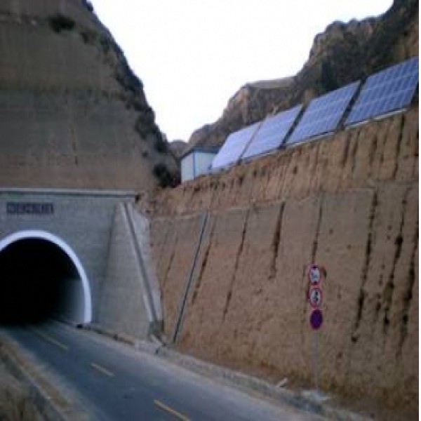 太陽能隧道供電(diàn)系統